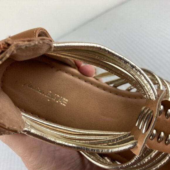 American Eagle Womens Sz 6 Strappy Gladiator Sandals Flats Gold Tan Zip Back - Picture 5 of 7